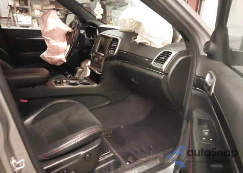 2017 Jeep Grand Cherokee Trailhawk 4X4 from USA, damaged, VIN 1C4RJFLGXHC769213